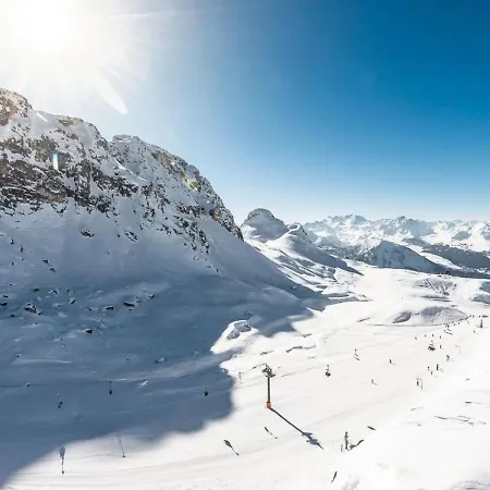 Apartment Le Chardonnet - A 200 M Des Psites Avec Belle Vue Mae-3282