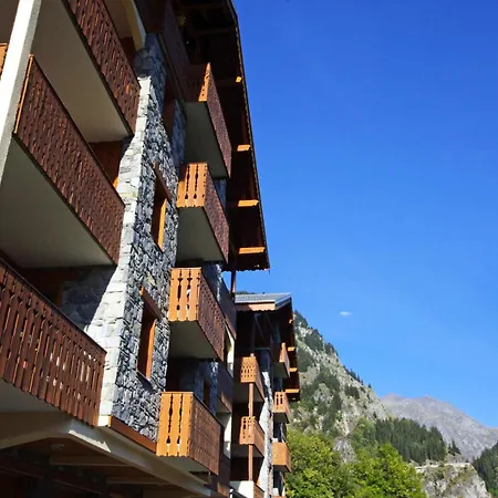 Apartment Le Chardonnet - A 200 M Des Psites Avec Belle Vue Mae-3282